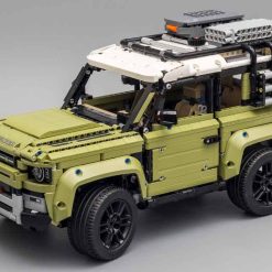 Land Rover Defender Technic 42110 Creator Off Road SUV Defender Race Car 2668Pcs Building Blocks Kids Land Rover Defender Technic 42110 Creator Off Road SUV Defender Race Car 2668Pcs Building Blocks Kids - Image 2