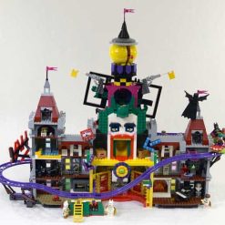Batman The Joker Manor 70922 DC Justice League Super Hero 3444Pcs Building Blocks Kids Toy Gift 07090 Batman The Joker Manor 70922 DC Justice League Super Hero 3444Pcs Building Blocks Kids Toy Gift 07090 - Image 2