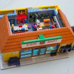The Simpsons Kwik-E-Mart 71016 Ideas Creator Expert Series 2218Pcs Modular Building Blocks Kids Toy T1016 16004 X19044 63444 The Simpsons Kwik-E-Mart 71016 Ideas Creator Expert Series 2218Pcs Modular Building Blocks Kids Toy T1016 16004 X19044 63444 - Image 2