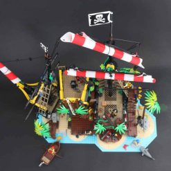 Pirates Of The Caribbean Barracuda Bay 21322 Shipwreck 2545Pcs Building Blocks Bricks Kids Toy Gifts 698998 49016 Pirates Of The Caribbean Barracuda Bay 21322 Shipwreck 2545Pcs Building Blocks Bricks Kids Toy Gifts 698998 49016 - Image 4