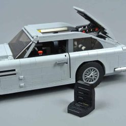 James Bond 007 Aston Martin DB5 10262 Ideas Creator Series Technic Spy Car 1439Pcs Building Blocks Bricks Kids Toy S7320 21046 71048 40006 James Bond 007 Aston Martin DB5 10262 Ideas Creator Series Technic Spy Car 1439Pcs Building Blocks Bricks Kids Toy S7320 21046 71048 40006 - Image 4