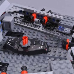 Star Wars Mandalorian Imperial Light Cruiser 75315 Moff Gideon Space Ship 1336Pcs Building Blocks Kids Toys 89006 Star Wars Mandalorian Imperial Light Cruiser 75315 Moff Gideon Space Ship 1336Pcs Building Blocks Kids Toys 89006 - Image 9