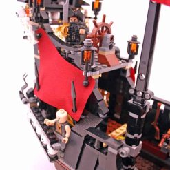 Pirates of the Caribbean Queen Anne's Revenge 4195 Blackbeard Pirate Ship 1097Pcs Building Blocks Bricks Kids Toy 19021 16009 39008 6001 19002 83009 Pirates of the Caribbean Queen Anne's Revenge 4195 Blackbeard Pirate Ship 1097Pcs Building Blocks Bricks Kids Toy 19021 16009 39008 6001 19002 83009 - Image 3