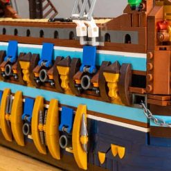 Reobrix The Sun 66011 Imperial Flag Ship Royal Fleet 3162Pcs Building Blocks Bricks Kids Toy Gift Pirates of the Caribbean Reobrix The Sun 66011 Royal Fleet ship