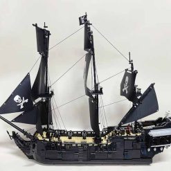 Pirates of the Caribbean Black Pearl DK6001 Captain Jack Sparrow Pirate Ship 3423Pcs Building Blocks Bricks Kids Toy Pirates of the Caribbean Black Pearl 4184 DK 16001 Pirate Ship Building Blocks