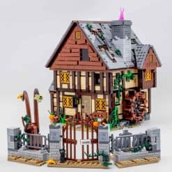 Disney Hocus Pocus The Sanderson Sisters' Cottage 21341 Ideas Creator Expert Series 2316Pcs Modular Building Blocks Bricks Kids Toy 10900 Disney Hocus Pocus The Sanderson Sisters' Cottage 21341 10900 Modular Building Blocks Bricks Kids Toy