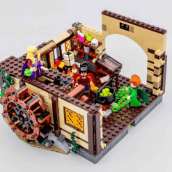 Disney Hocus Pocus The Sanderson Sisters' Cottage 21341 Ideas Creator Expert Series 2316Pcs Modular Building Blocks Bricks Kids Toy 10900 Disney Hocus Pocus The Sanderson Sisters' Cottage 21341 10900 Modular Building Blocks Bricks Kids Toy