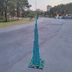 Dubai Burj Khalifa MOC 104784 Skyscraper Super Tall Tower 7365Pcs Building Blocks Kids Toy Dubai Burj Khalifa MOC 104784 Skyscraper Tower