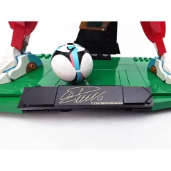Cristiano Ronaldo - Soccer Legend FIFA World Cup Portugal 43016 Football Legend 854Pcs Building Blocks Kids Toy Cristiano Ronaldo - Soccer Legend FIFA World Cup Portugal 43016 Football Legend