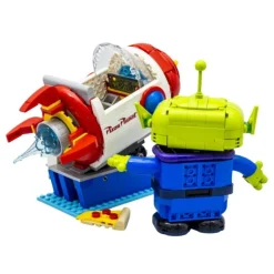 Alien with Pizza Planet Rocket Ride 43307 Disney 714Pcs Building Blocks Kids Toy Alien with Pizza Planet Rocket Ride 43307 Disney